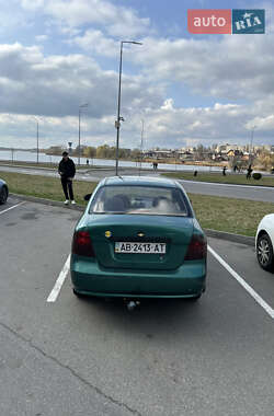 Седан Chevrolet Aveo 2004 в 