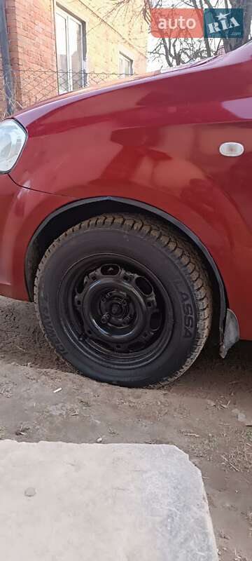 Хэтчбек Chevrolet Aveo 2011 в Львове