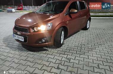 Хэтчбек Chevrolet Aveo 2011 в 