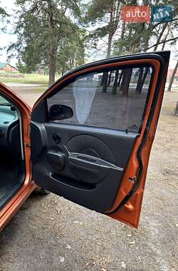 Седан Chevrolet Aveo 2006 в 