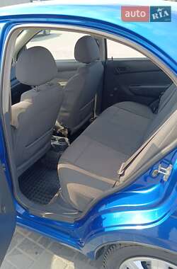 Седан Chevrolet Aveo 2011 в 