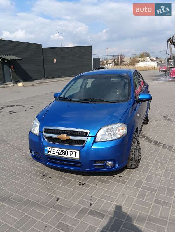 Седан Chevrolet Aveo 2011 в 