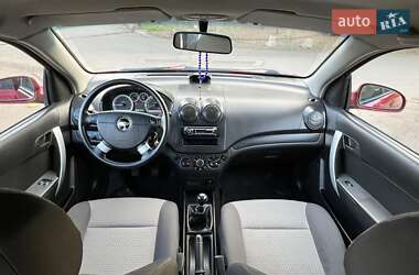 Хетчбек Chevrolet Aveo 2008 в 