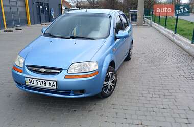 Седан Chevrolet Aveo 2005 в Днепре