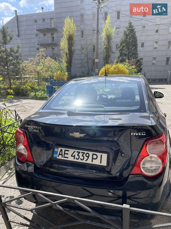 Седан Chevrolet Aveo 2013 в Дніпрі