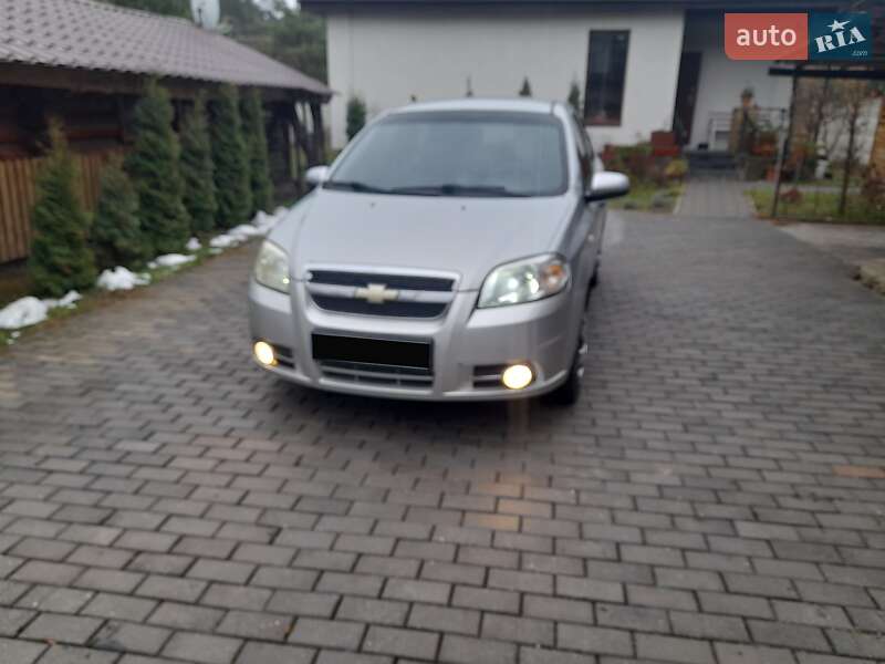 Седан Chevrolet Aveo 2008 в Житомире