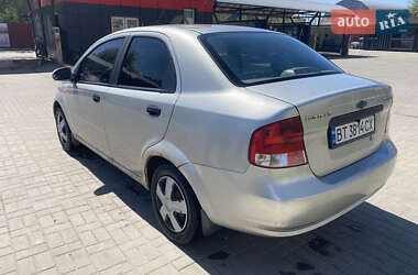 Седан Chevrolet Aveo 2005 в 
