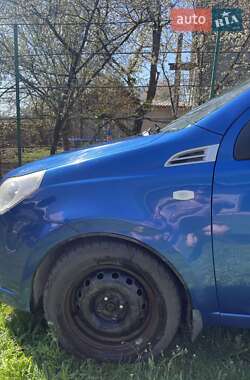 Хэтчбек Chevrolet Aveo 2008 в 