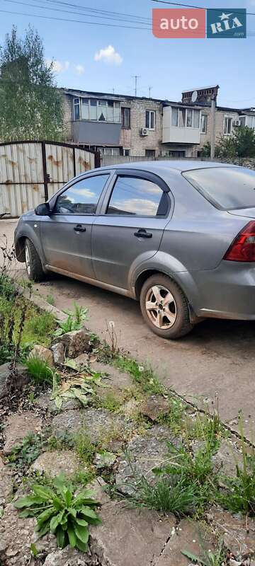 Седан Chevrolet Aveo 2006 в 