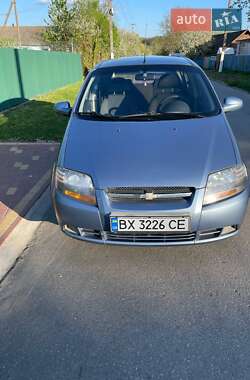 Хэтчбек Chevrolet Aveo 2007 в 