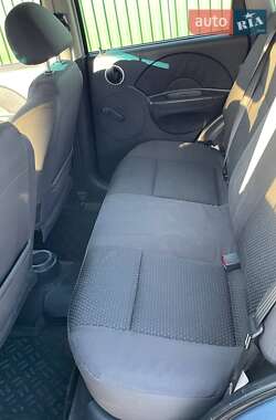 Хэтчбек Chevrolet Aveo 2007 в 