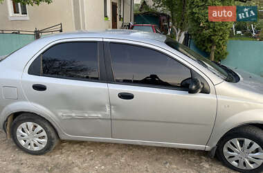 Седан Chevrolet Aveo 2005 в 