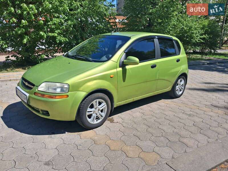 Хэтчбек Chevrolet Aveo 2005 в Никополе