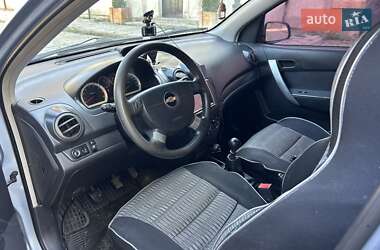 Седан Chevrolet Aveo 2011 в 