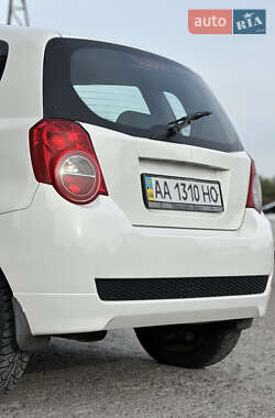 Хетчбек Chevrolet Aveo 2008 в 
