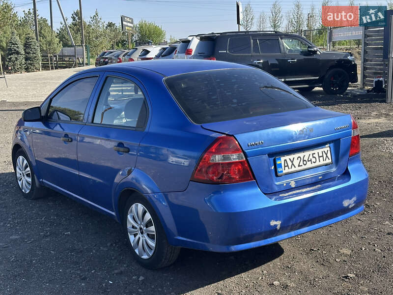Седан Chevrolet Aveo 2007 в Києві