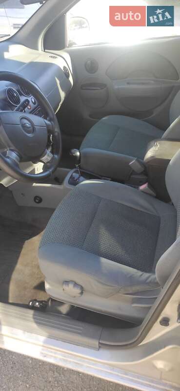 Седан Chevrolet Aveo 2005 в Запоріжжі