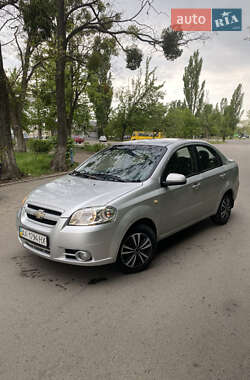 Седан Chevrolet Aveo 2008 в Києві