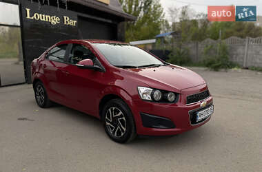 Седан Chevrolet Aveo 2014 в 