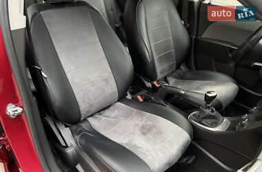 Седан Chevrolet Aveo 2014 в 
