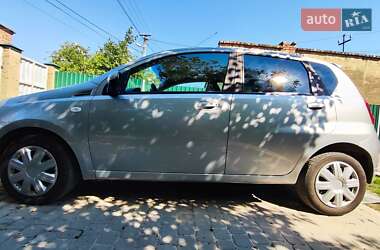 Хэтчбек Chevrolet Aveo 2009 в 