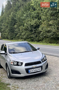 Хетчбек Chevrolet Aveo 2012 в Кам'янець-Подільському