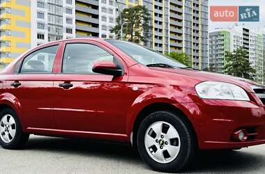 Седан Chevrolet Aveo 2010 в Киеве