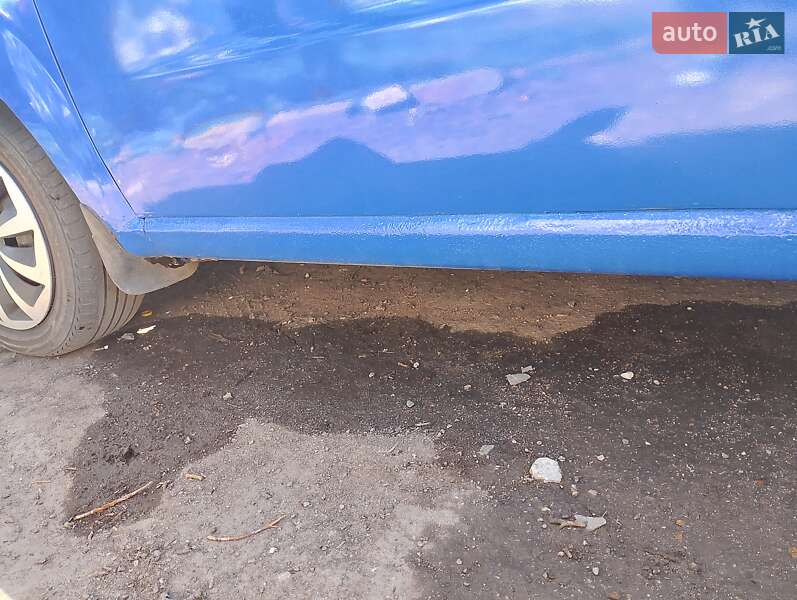 Седан Chevrolet Aveo 2006 в Полтаве