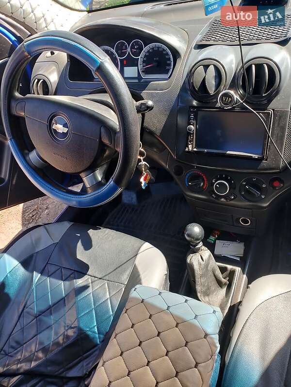 Седан Chevrolet Aveo 2006 в Полтаве