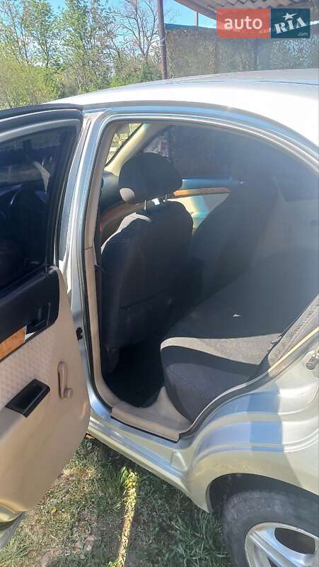 Седан Chevrolet Aveo 2008 в Запоріжжі