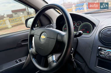 Седан Chevrolet Aveo 2009 в 