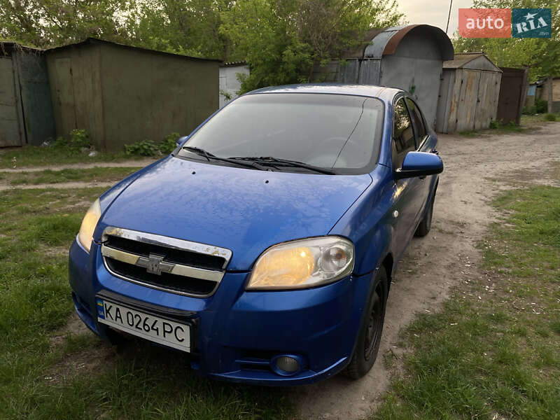 Седан Chevrolet Aveo 2010 в 