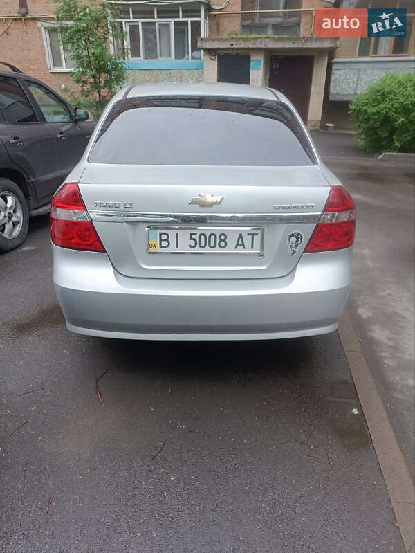 Седан Chevrolet Aveo 2008 в Полтаві
