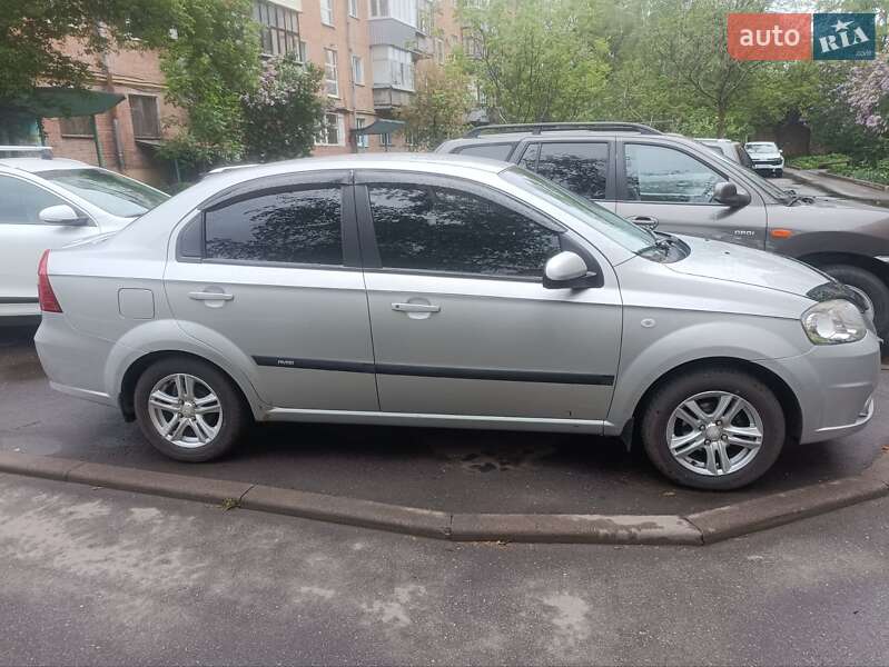 Седан Chevrolet Aveo 2008 в Полтаві