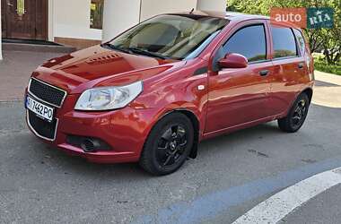 Хэтчбек Chevrolet Aveo 2008 в Киеве