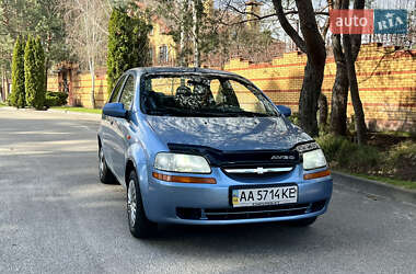 Седан Chevrolet Aveo 2004 в 
