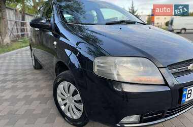 Хэтчбек Chevrolet Aveo 2007 в 