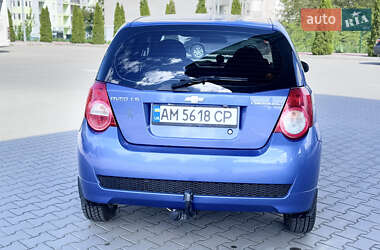 Хэтчбек Chevrolet Aveo 2008 в 
