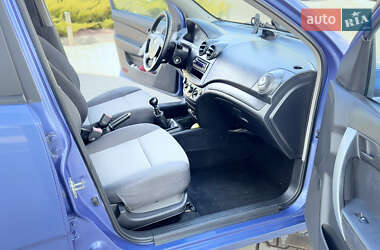 Хэтчбек Chevrolet Aveo 2008 в 