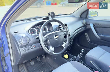 Хэтчбек Chevrolet Aveo 2008 в 