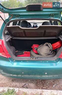 Хэтчбек Chevrolet Aveo 2005 в 