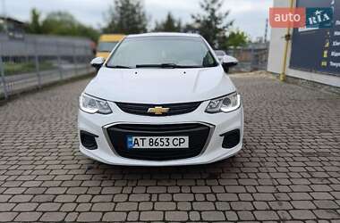 Седан Chevrolet Aveo 2017 в Івано-Франківську