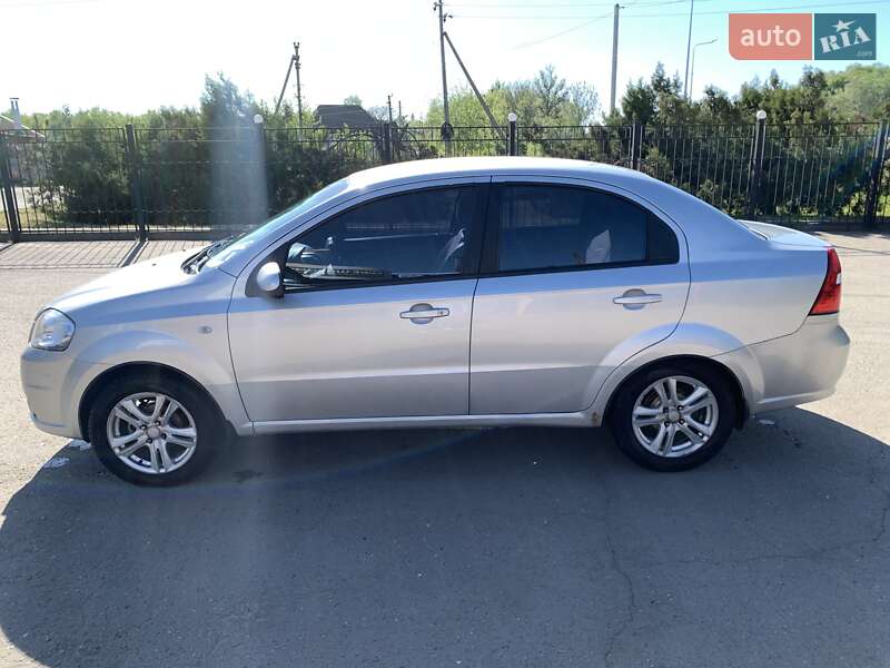 Седан Chevrolet Aveo 2008 в Харкові