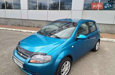 Хетчбек Chevrolet Aveo 2008 в 