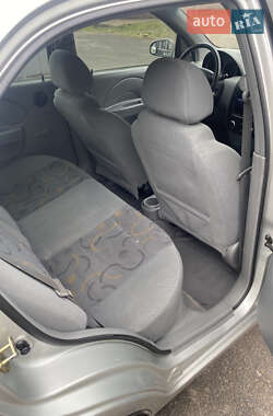 Седан Chevrolet Aveo 2005 в 