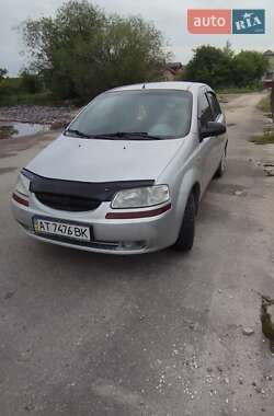 Седан Chevrolet Aveo 2004 в 