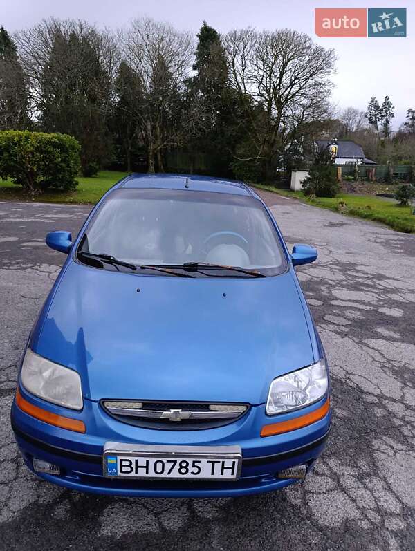 Хэтчбек Chevrolet Aveo 2005 в Харькове