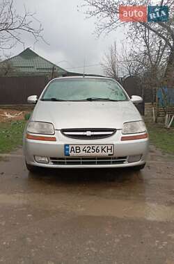 Седан Chevrolet Aveo 2004 в Могилів-Подільському