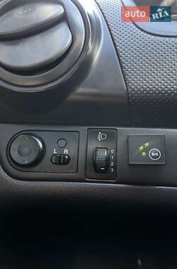 Седан Chevrolet Aveo 2006 в 