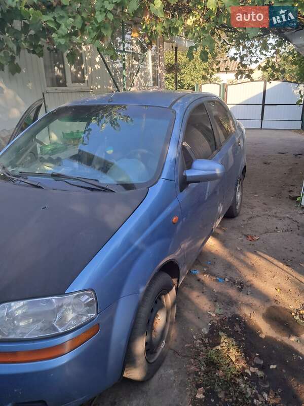 Седан Chevrolet Aveo 2005 в Лебедині